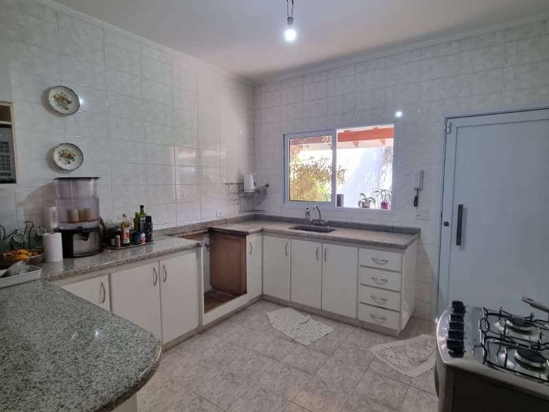 Antes: Cozinha Tremembé